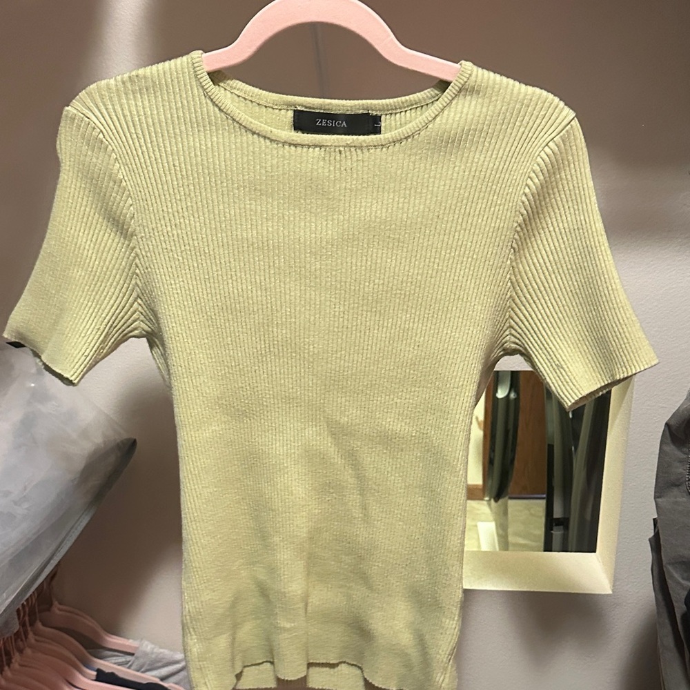 ZESICA Women's Short Sleeve Ribbed Top - Soft Yellow